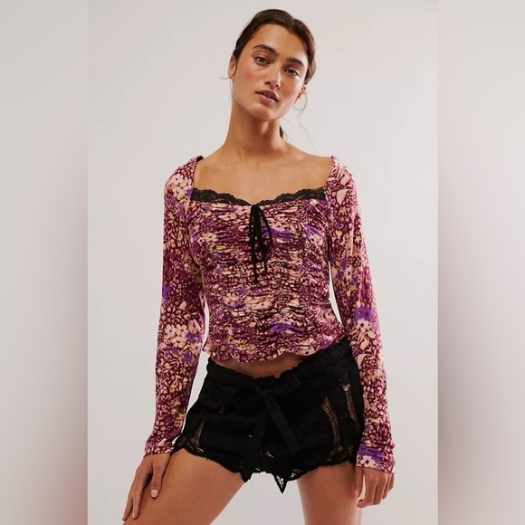 Free People Tops - NWT Free People Ruched Floral Long Sleeve Top - XS